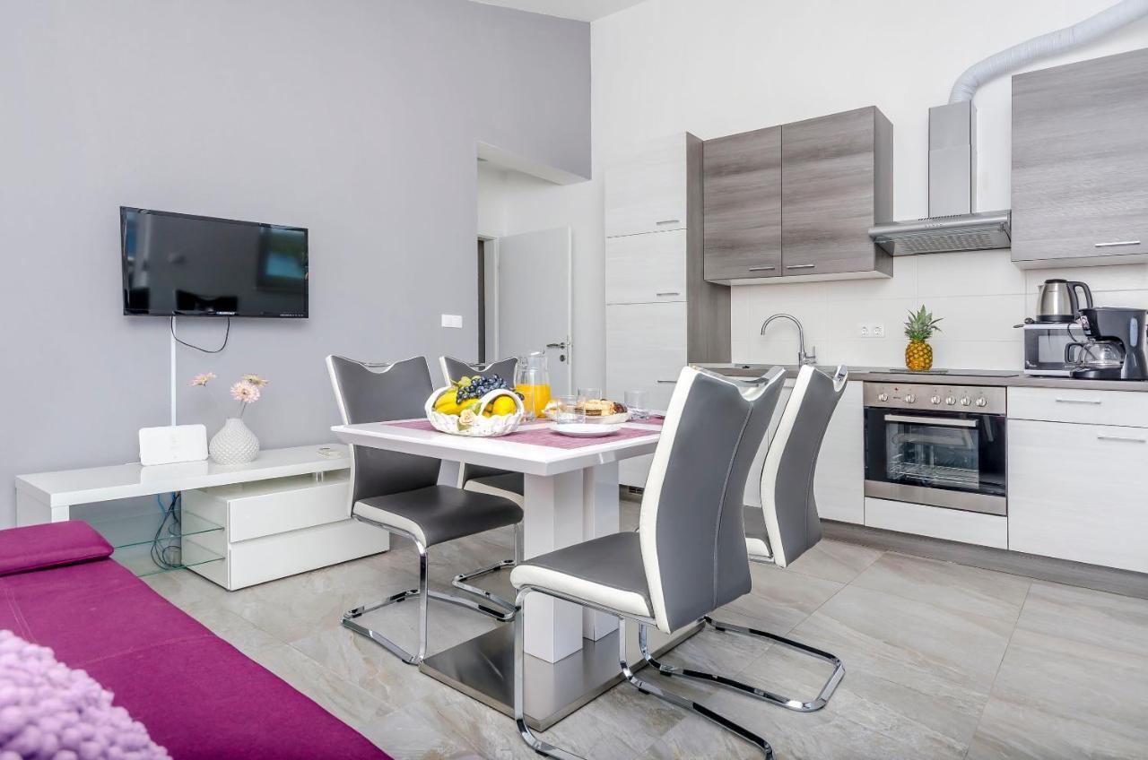 Apartments Katic Ražanj Extérieur photo